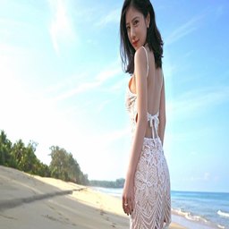 男生和女生在一起打牌的很痛的APP：趣味与社交的另类碰撞